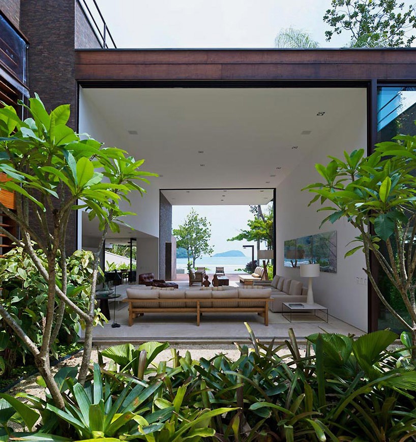 interview arthur casas designboom