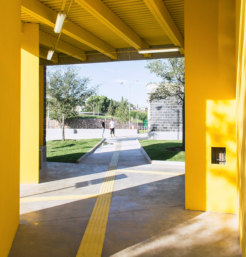 urbánika adapted gym chihuahua mexico designboom urbánika adapted gym chihuahua mexico designboom