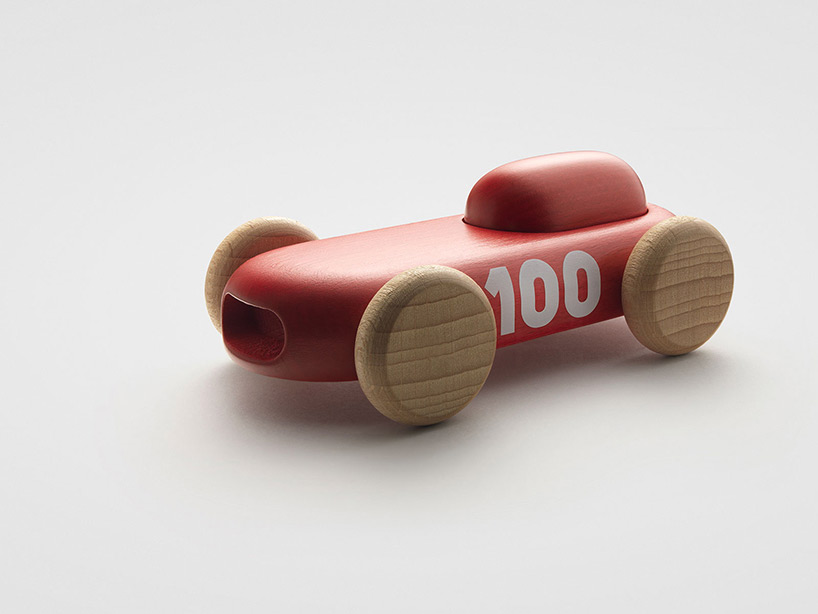 100seriedesignboom03