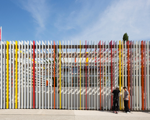 NBJ architectes surrounds honoré de balzac high school with colored fins in france