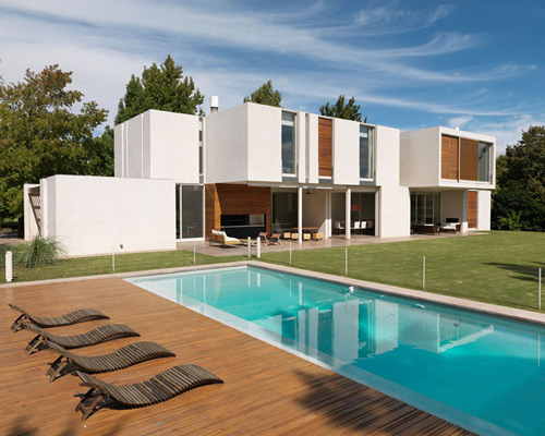 relax poolside at casa as in buenos aires by alric galindez architects