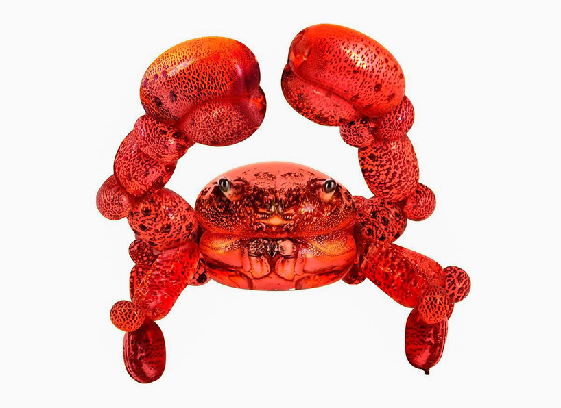 balloon-zoo-by-sarah-deremer-shows-a-realistic-rendition-of-rubber-animals-designboom-11