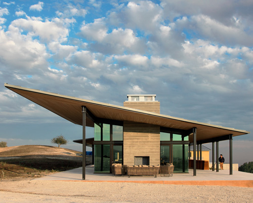 hilltop winery by bar architects frames views of the californian landscape