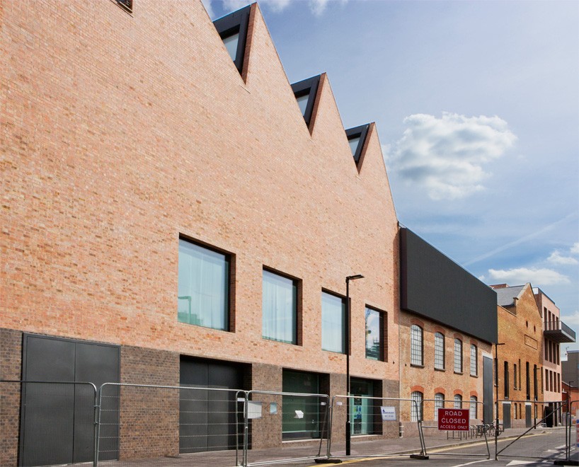 damien hirst discusses newport street gallery ahead of october opening