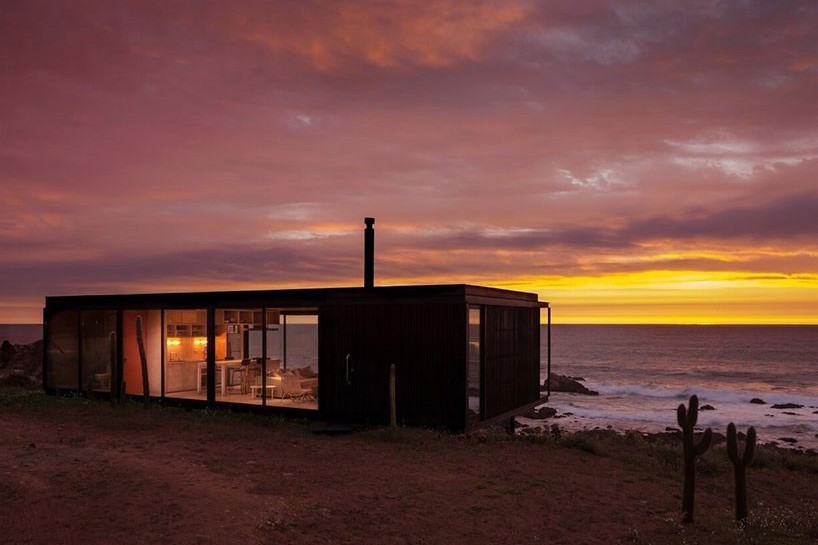 felipe assadi aligns prefabricated modular home with the chilean coastline