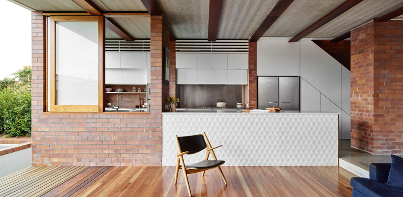 james-russell-architects-christian-street-house-australia-designboom-02