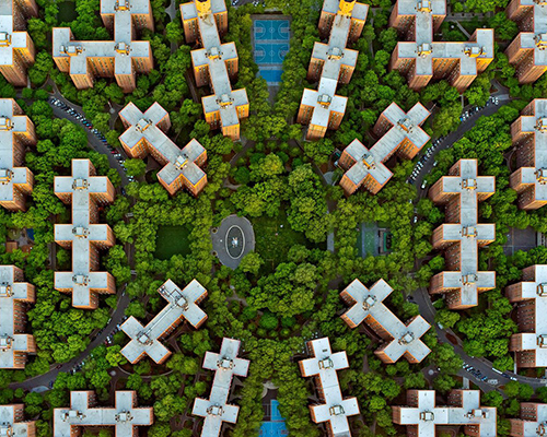 jeffrey milstein reveals the mesmerizing complexity of LA + NY from above
