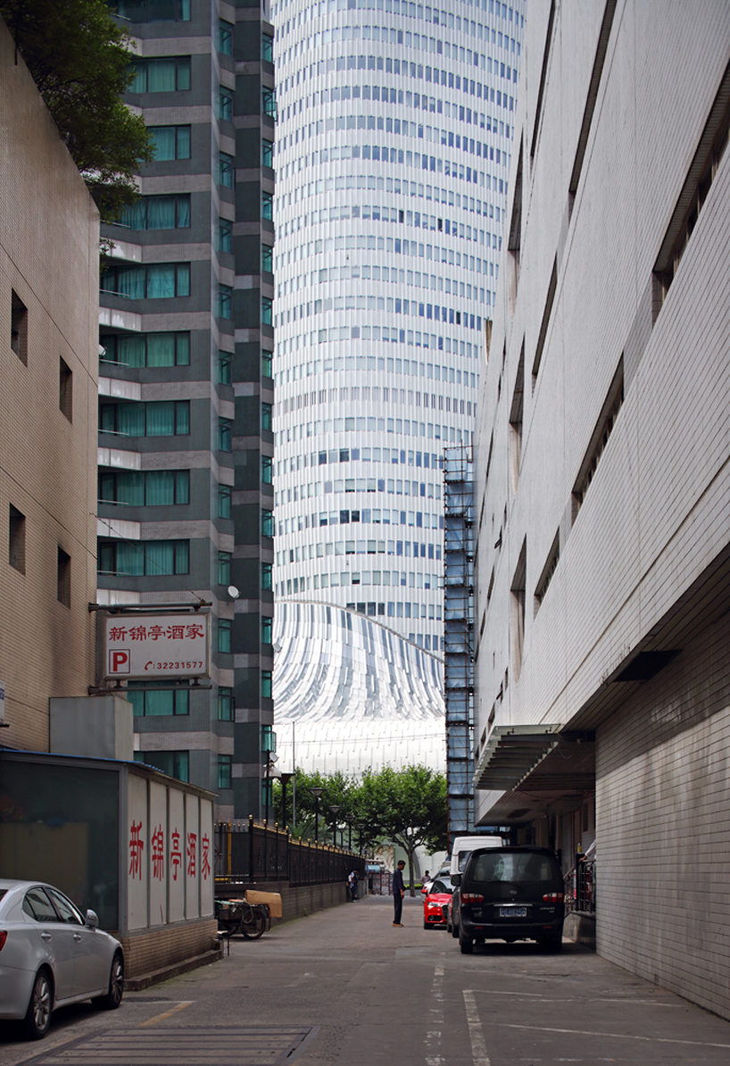 jun aoki & associates: l'avenue shanghai - a luxury retail space in china