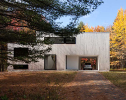 la SHED architecture completes cedar-clad maison terrebonne in montreal