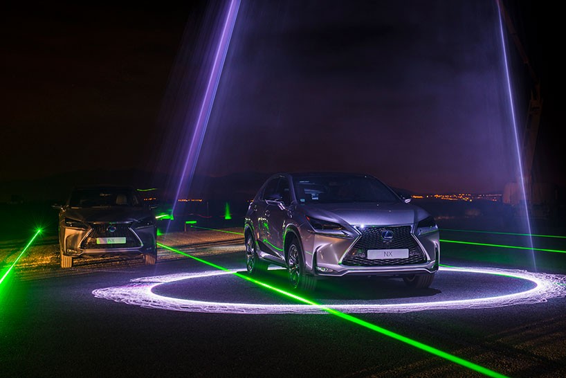 lexus-stave-laser-sound-visual-presentation-designboom-02