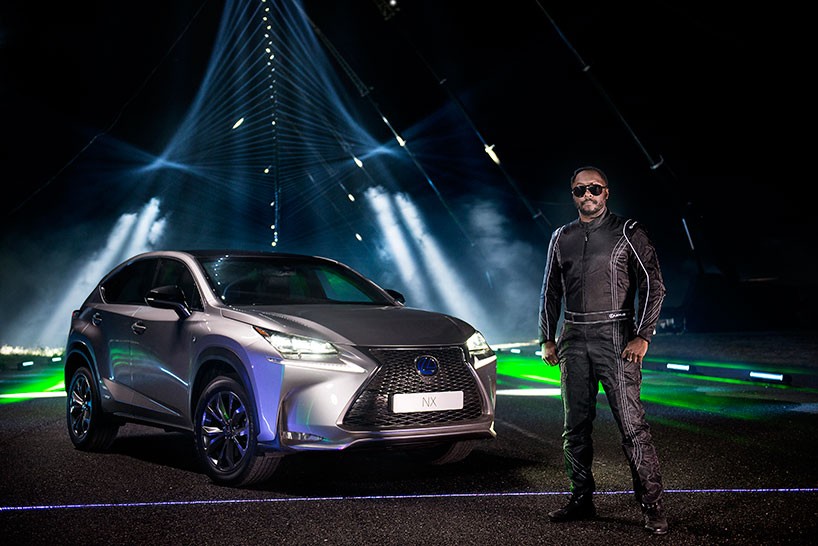 lexus-stave-laser-sound-visual-presentation-designboom-06