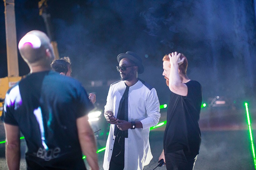 lexus-stave-laser-sound-visual-presentation-designboom-07