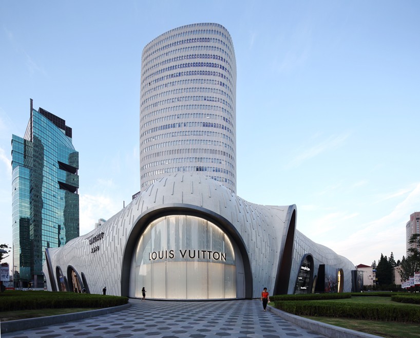 jun aoki evokes a cascading waterfall with l’avenue shanghai in china