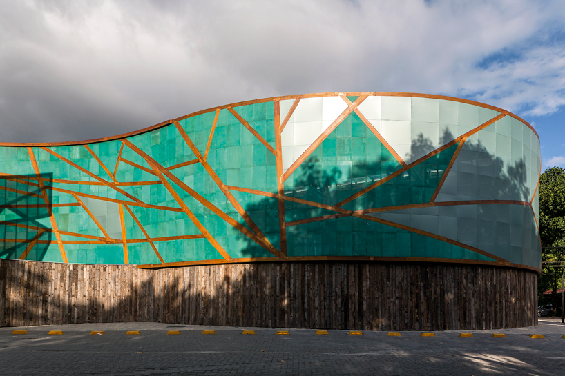 mopi-school-mareines-and-patalano-arquitetura-rio-de-janiero-designboom-02
