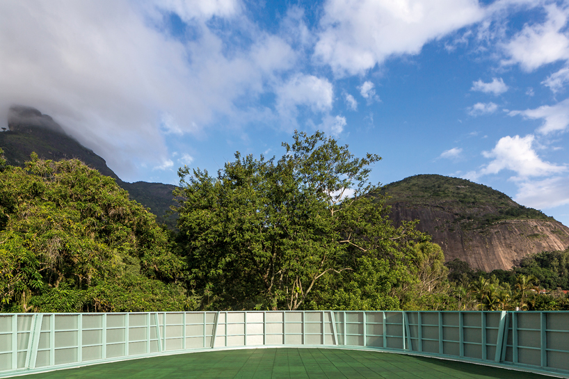 mopi-school-mareines-and-patalano-arquitetura-rio-de-janiero-designboom-02