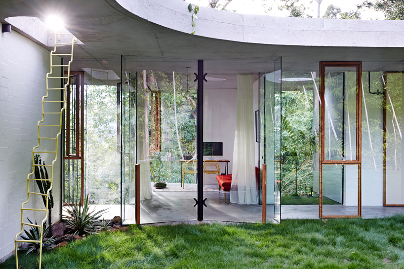 planchonella-house-jesse-bennett-queensland-designboom-02