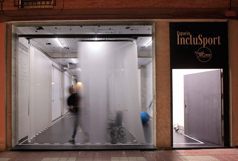 inclusport handicap gym space serrano baquero architects designboom