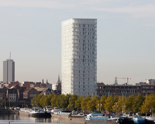 studio farris' park tower in antwerp sports a rhythmically layered façade