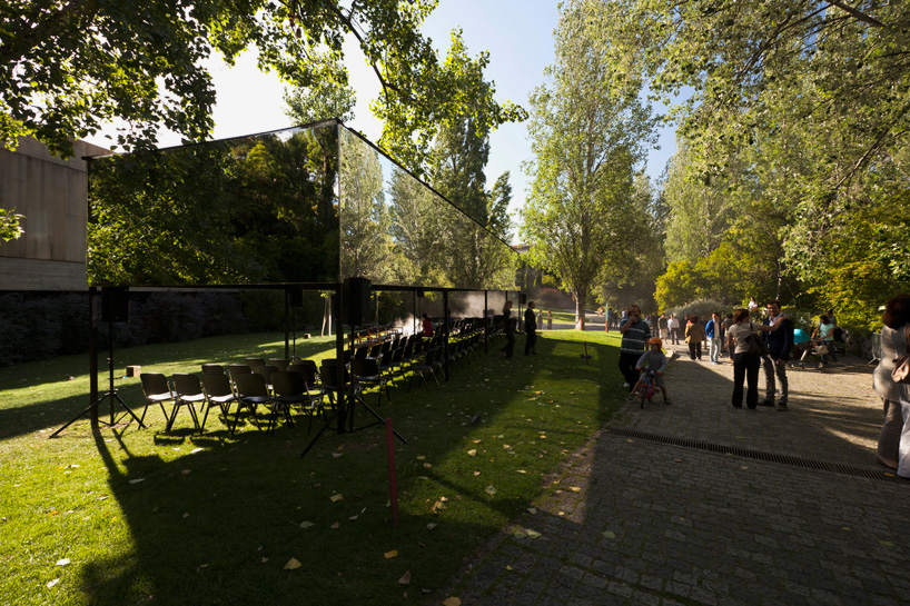 subvert studio tupa a south american totem mirrored pavilion lisbon designboom