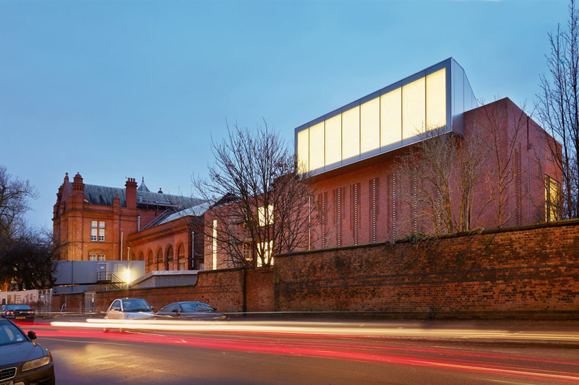 the whitworth art gallery university of manchester MUMA designboom