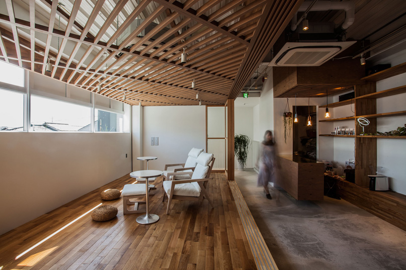 haspali spa by three ball cascade contains cantilevered treatment rooms