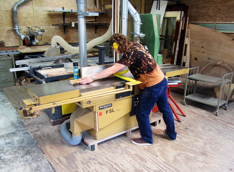 woody skateboard designboom8