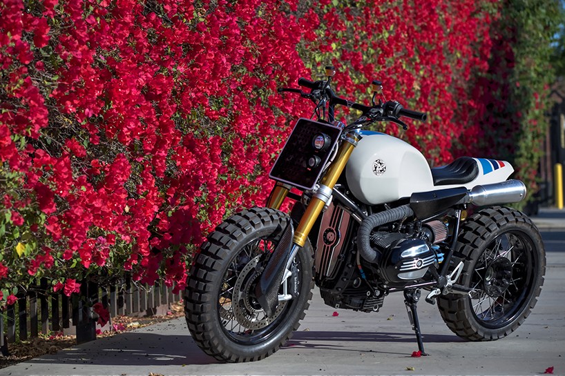 JSK-custom-design-chocolate-slider-designboom-03