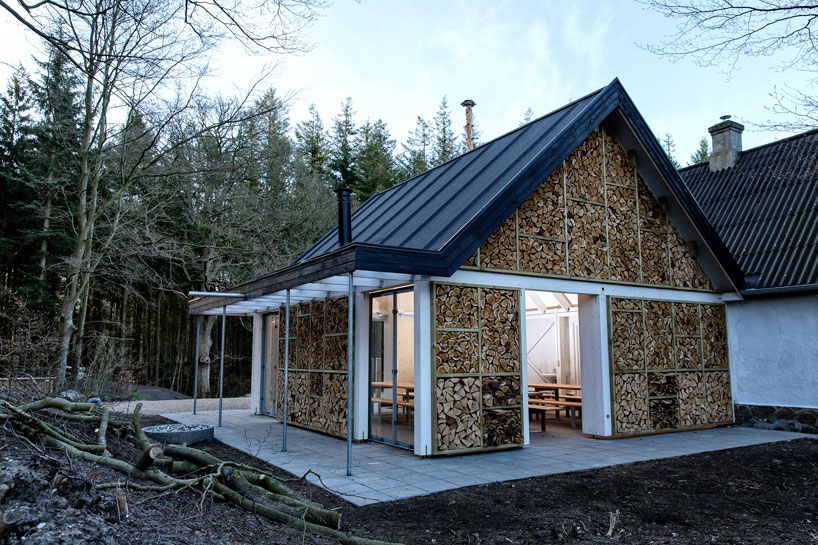 LUMO-Architects-nojkaerhus-culture-house-denmark-designboom-02