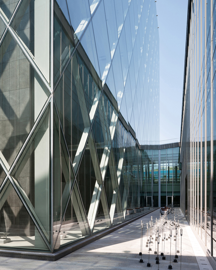 SAMOO-architects-presidential-archive-of-korea-designboom-02