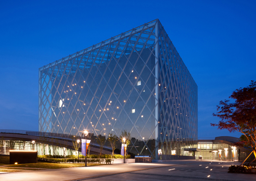 SAMOO-architects-presidential-archive-of-korea-designboom-02