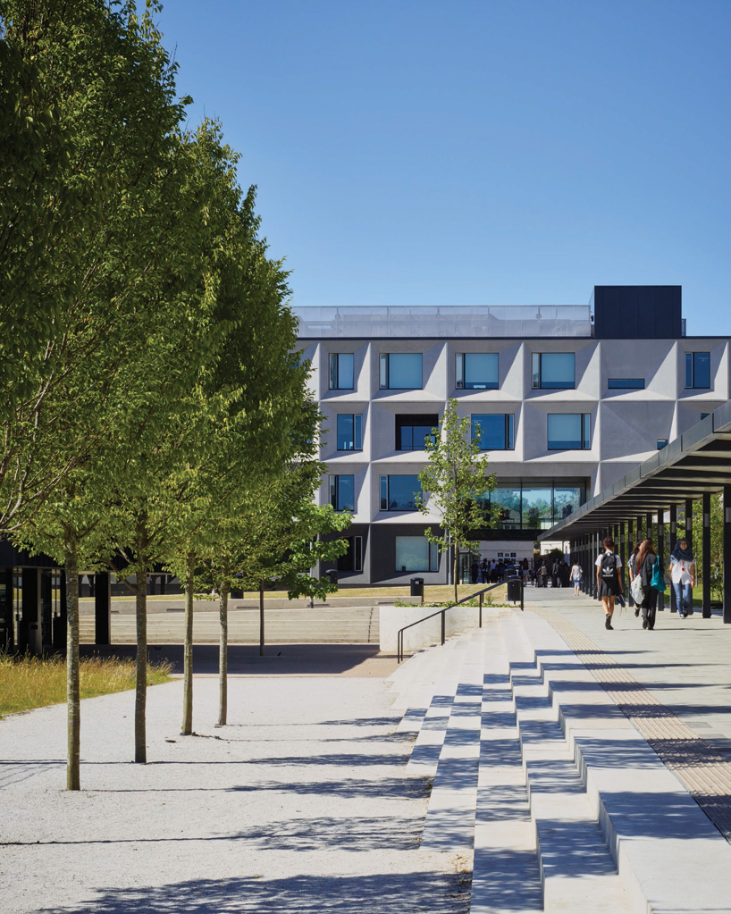 allford hall monaghan morris burntwood school wandsworth designboom