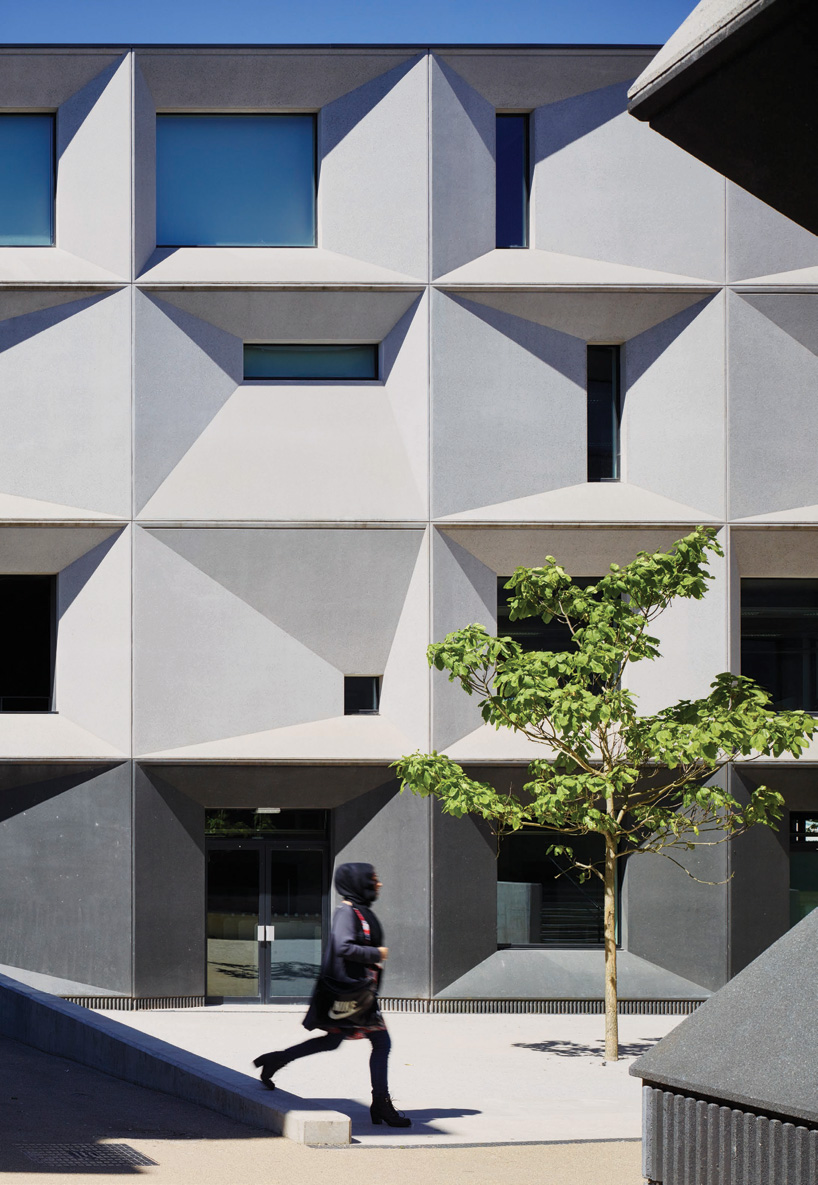allford hall monaghan morris burntwood school wandsworth designboom