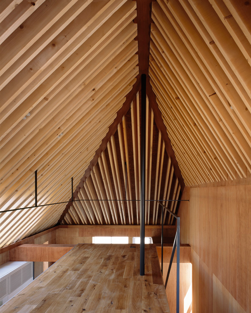 Apollo Architects Enhances Nord House S Asymmetric Ceiling With