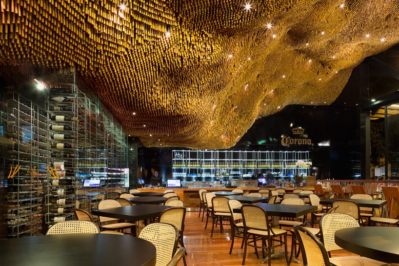 arquitetos associados suspends 80,000 dowels within olga nur restaurant