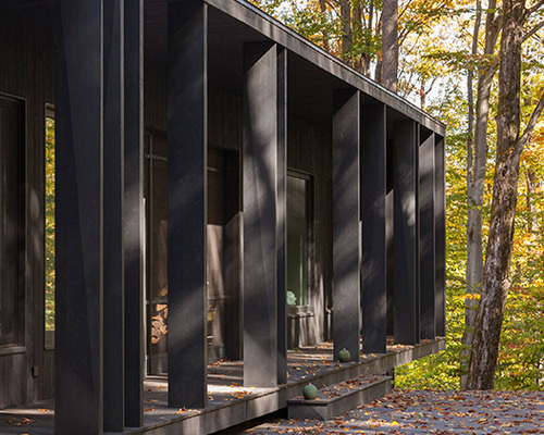 chalet forestier weekend cabin designed by atelier barda & lise gagné