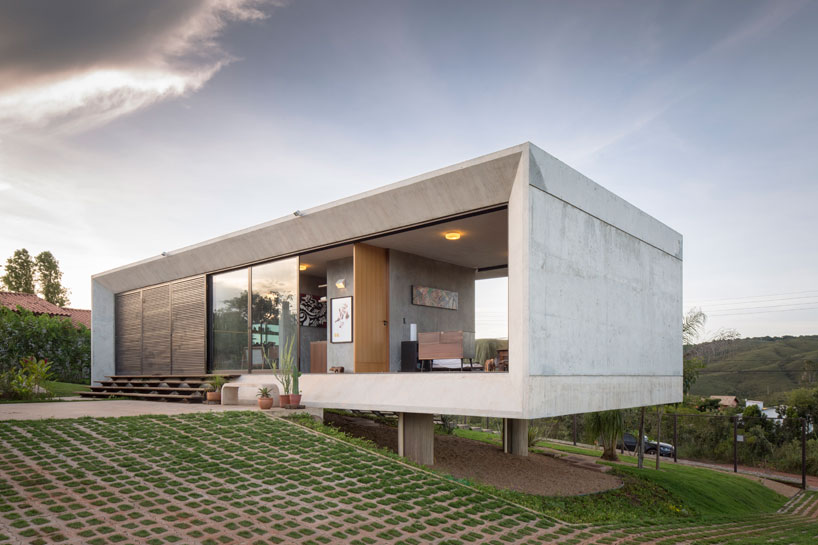 casa-solar-da-serra-3.4-arquitetura-brasilia-brazil-designboom-02
