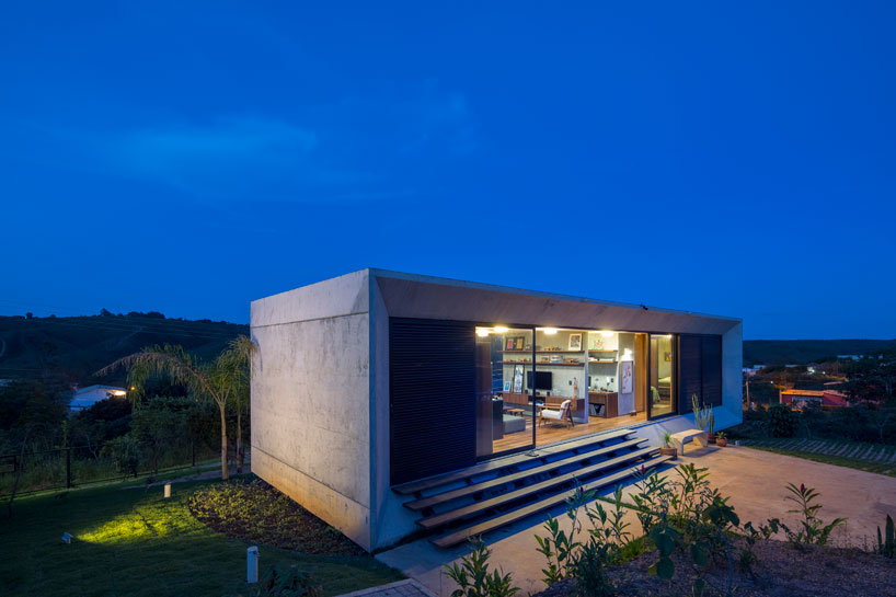 casa-solar-da-serra-3.4-arquitetura-brasilia-brazil-designboom-02