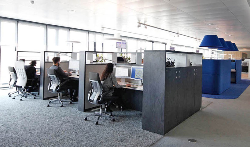 easy-credit-HQ-germany-evolution-design-designboom-02