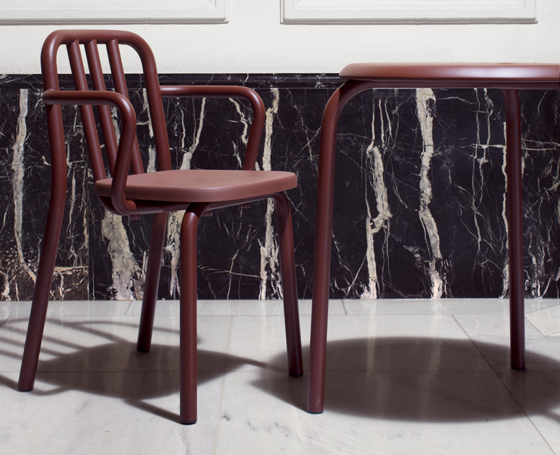 eugeni quitllet_tube chair_ mobles 114_designboom_01