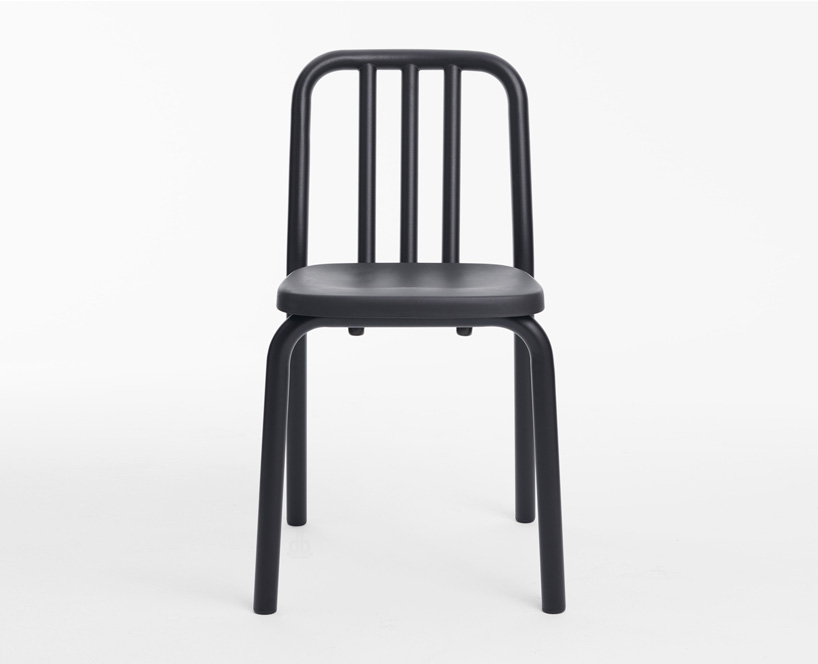 eugeni quitllet_tube chair_ mobles 114_designboom_05