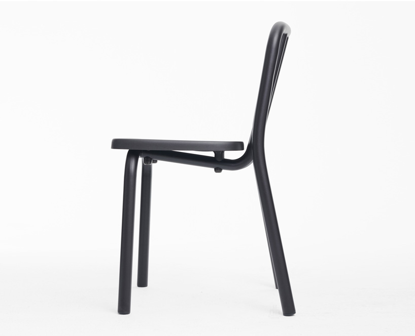 eugeni quitllet_tube chair_ mobles 114_designboom_07