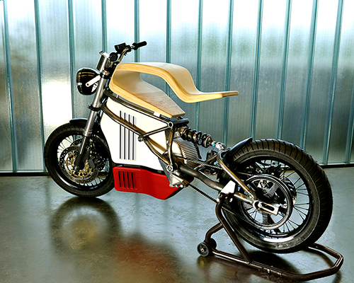 molded wood and electronics fuse to create the e-raw electric bike