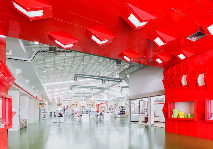 foundry of space srithai super outlet chonburi thailand designboom