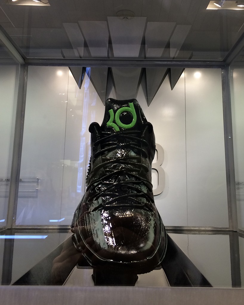 guild-nike-kd-8-scultpure-designboom-03