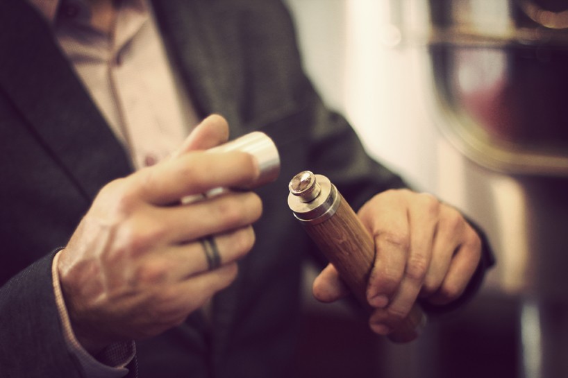 kole flask designboom shop4