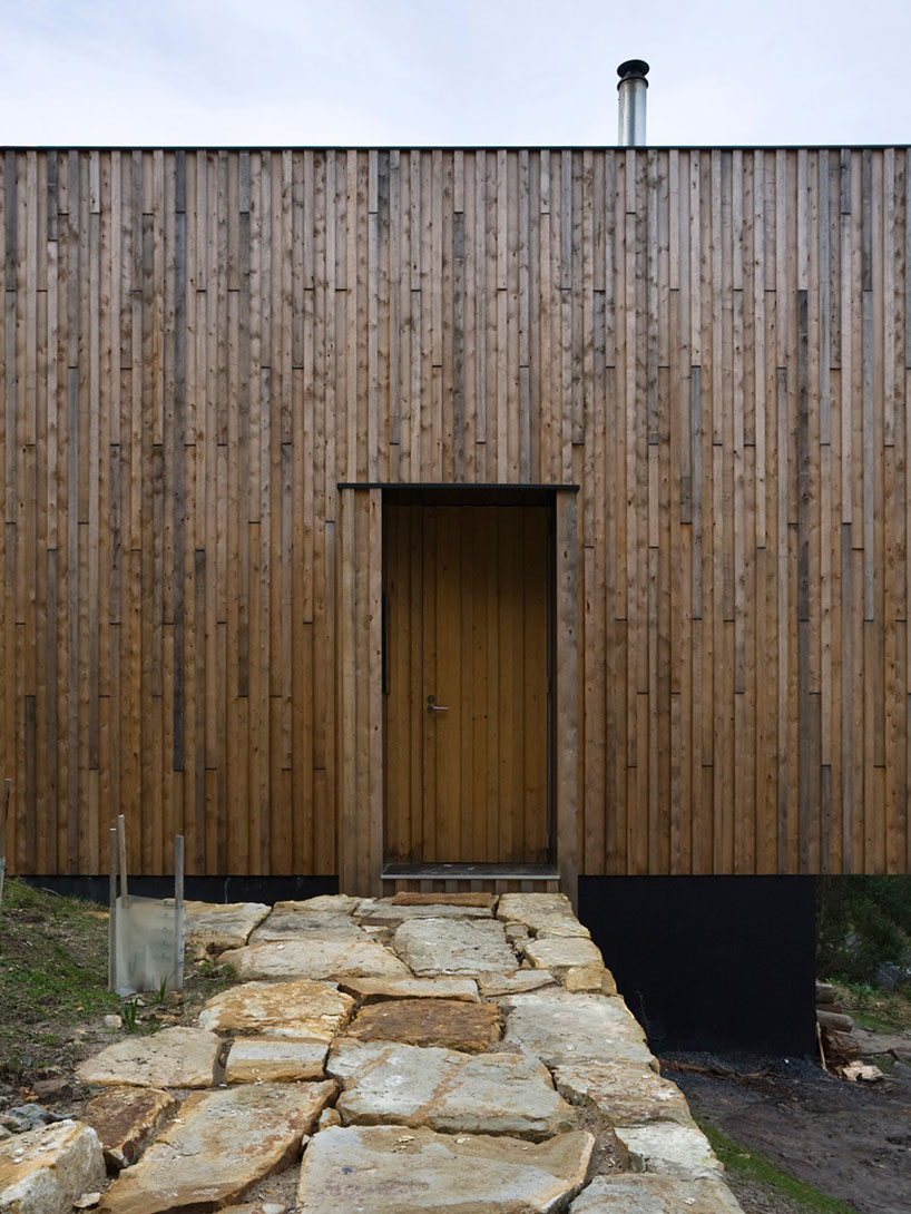 little-big-house-room-11-architects-tasmania-designboom-02