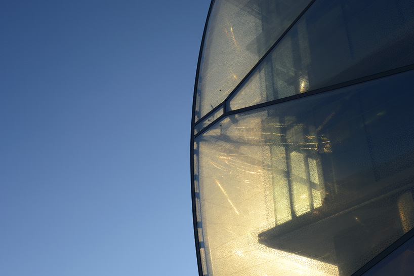 philippe starck_le nuage_designboom_015