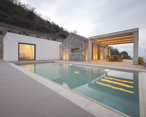 villa melana by valia foufa & panagiotis papassotiriou