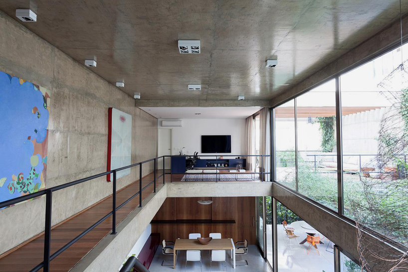 CR2 arquitetura casa jardins house interiors sao paulo brazil designboom