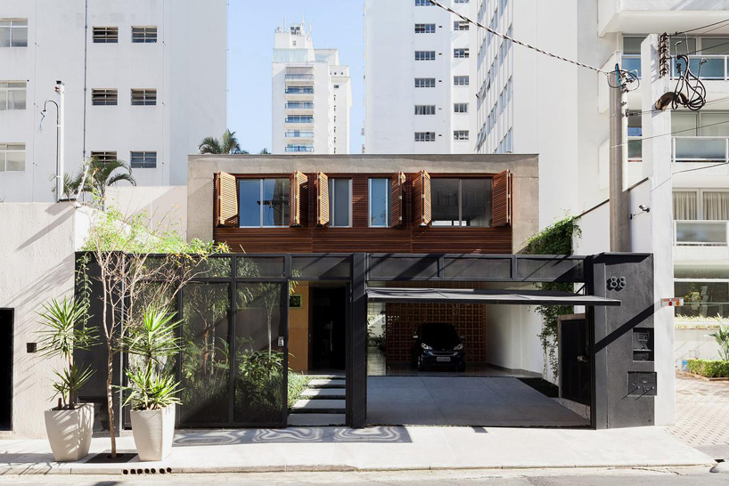 CR2 arquitetura casa jardins house interiors sao paulo brazil designboom
